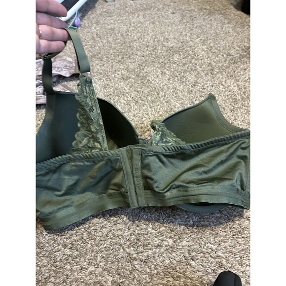 Cacique Women's 46G Smooth Balconette Bra Underwire Green Satin Lace Strap EUC - Picture 3 of 6